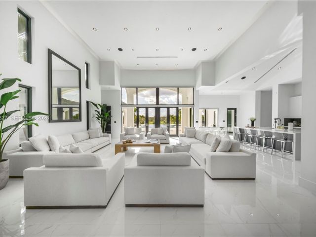 Продажа дома по адресу 15620 SW 188th Ct - фото 7512207