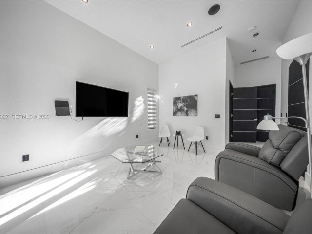 Продажа дома по адресу 15620 SW 188th Ct - фото 7512211