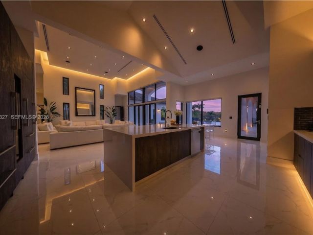 Продажа дома по адресу 15620 SW 188th Ct - фото 7512213