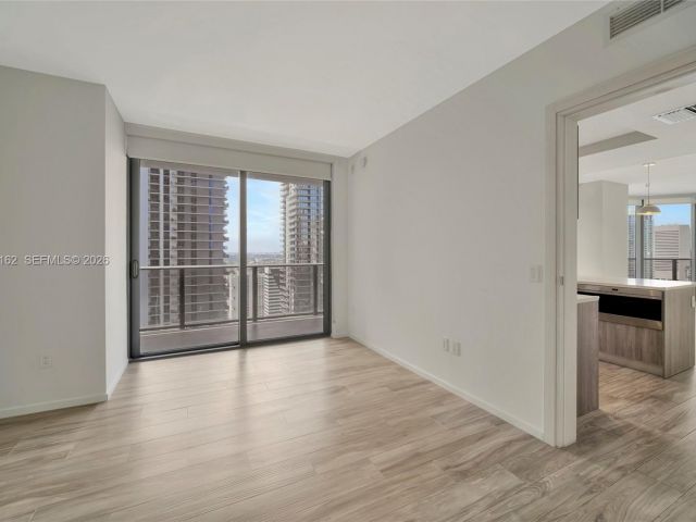 Продажа квартиры #2909 - фото 7514312