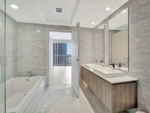 Продажа квартиры #2909 - фото 7514317