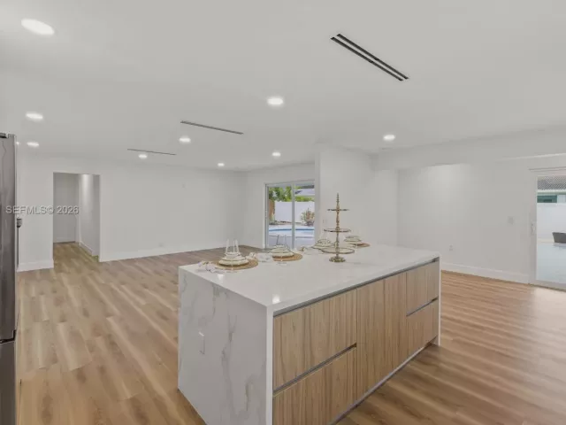 Продажа дома по адресу 437 NW 13th Dr - фото 7535748