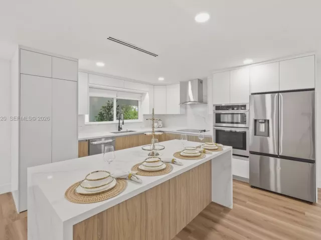 Продажа дома по адресу 437 NW 13th Dr - фото 7535751