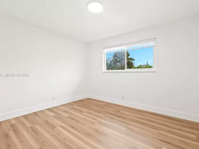 Продажа дома по адресу 437 NW 13th Dr - фото 7535753