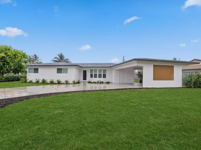 Продажа дома по адресу 437 NW 13th Dr - фото 7535735