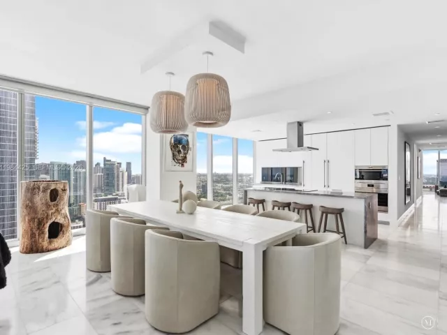 Продажа квартиры #4203 - фото 7513758