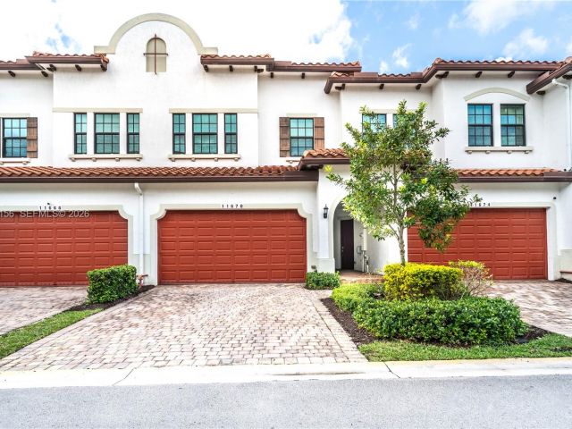 Дом в аренду по адресу 11674 SW 13th Ln 1674 - фото 7513783