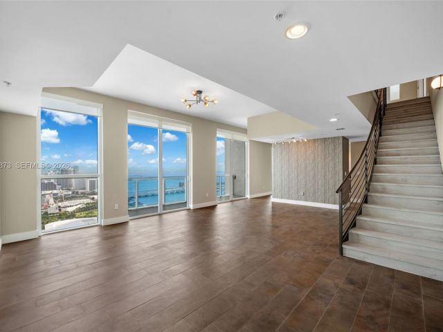 Квартира в аренду номерUPH-4904 - фото 7513416