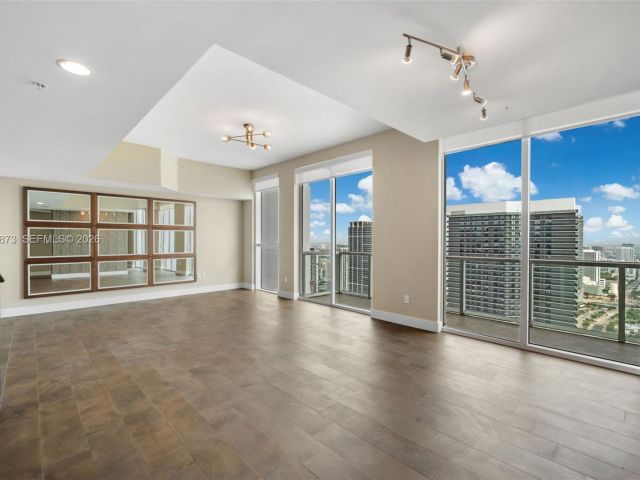 Квартира в аренду номерUPH-4904 - фото 7513418