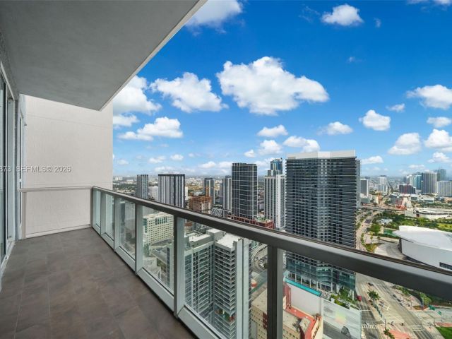 Квартира в аренду номерUPH-4904 - фото 7513423