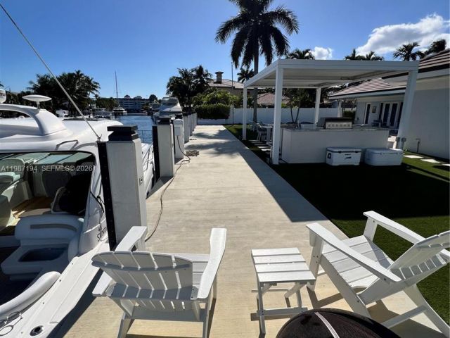 Дом в аренду по адресу 5510 Bayview Dr - фото 7513851