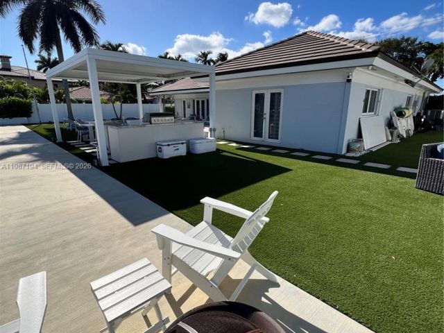 Дом в аренду по адресу 5510 Bayview Dr - фото 7513852