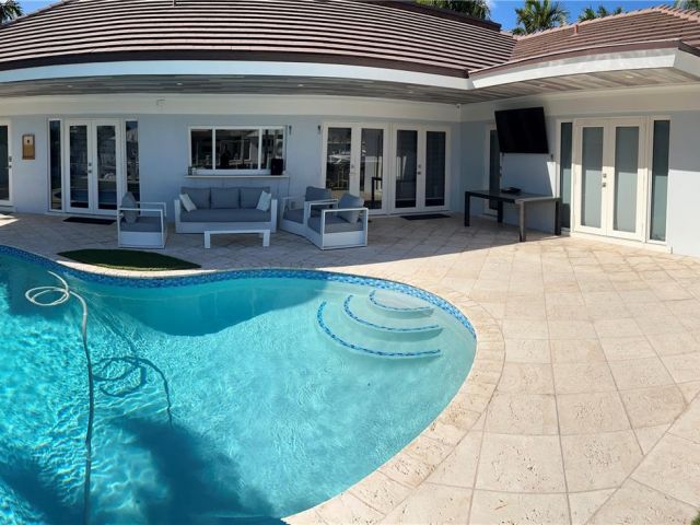 Дом в аренду по адресу 5510 Bayview Dr - фото 7513857