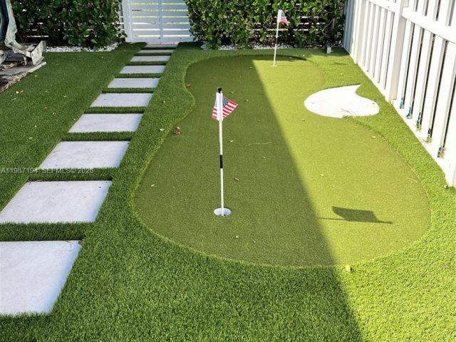 Дом в аренду по адресу 5510 Bayview Dr - фото 7513858