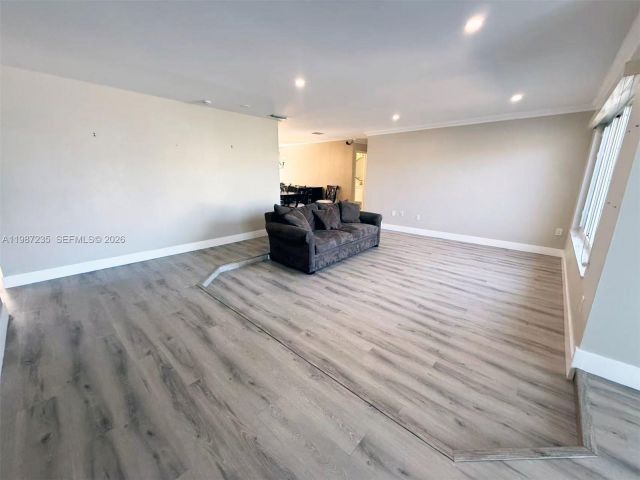 Дом в аренду по адресу 1804 SW 104th Ct - фото 7518207