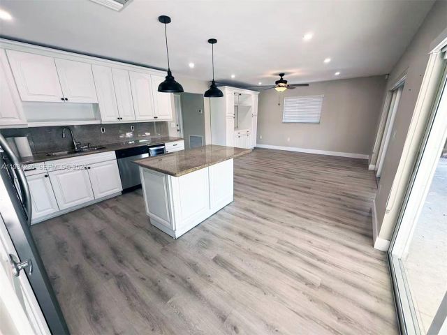 Дом в аренду по адресу 1804 SW 104th Ct - фото 7518214