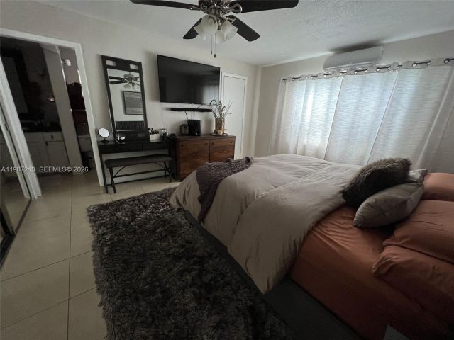 Дом в аренду по адресу 2040 NE 183rd St - фото 7516866