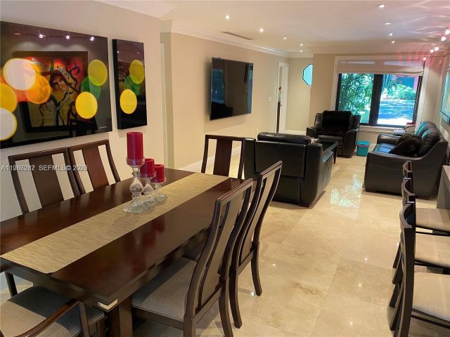 Дом в аренду по адресу 1501 Lisbon St - фото 7515754