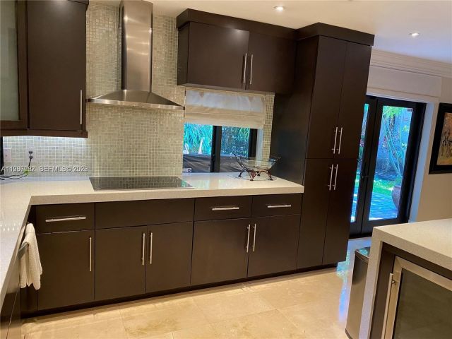 Дом в аренду по адресу 1501 Lisbon St - фото 7515758