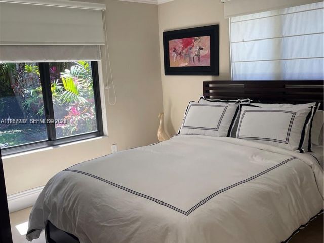 Дом в аренду по адресу 1501 Lisbon St - фото 7515761