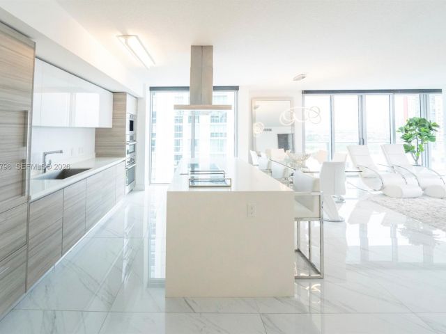 Квартира в аренду номер4-1007 - фото 7516224