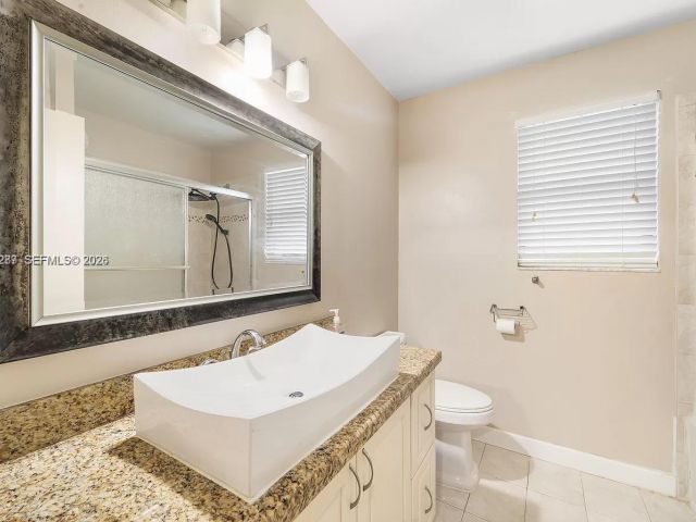 Дом в аренду по адресу 1431 SW 87th Way 0 - фото 7515667