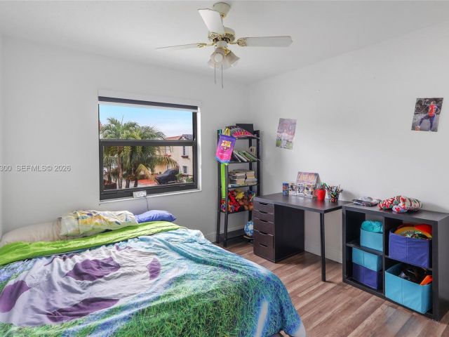 Продажа дома по адресу 12682 NW 7th Way - фото 7517407