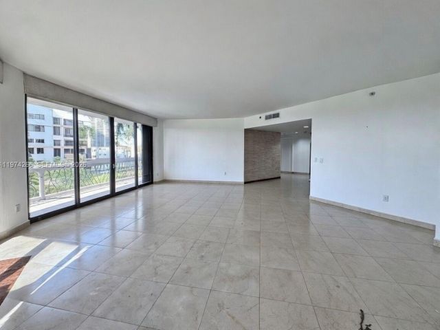 Продажа квартиры #606 - фото 7529907