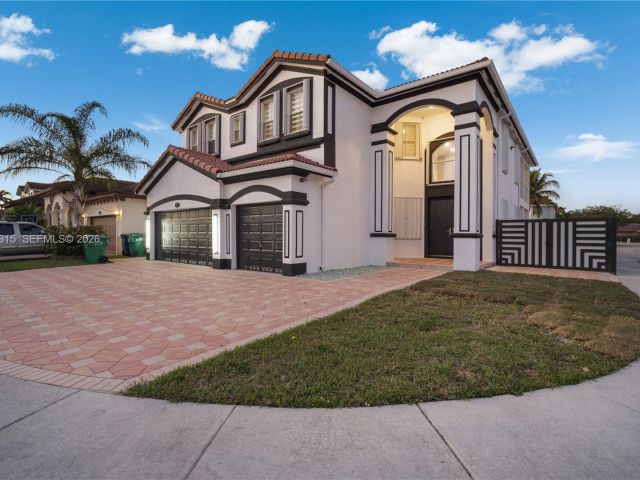 Дом в аренду по адресу 15051 SW 18th Ter - фото 7515711