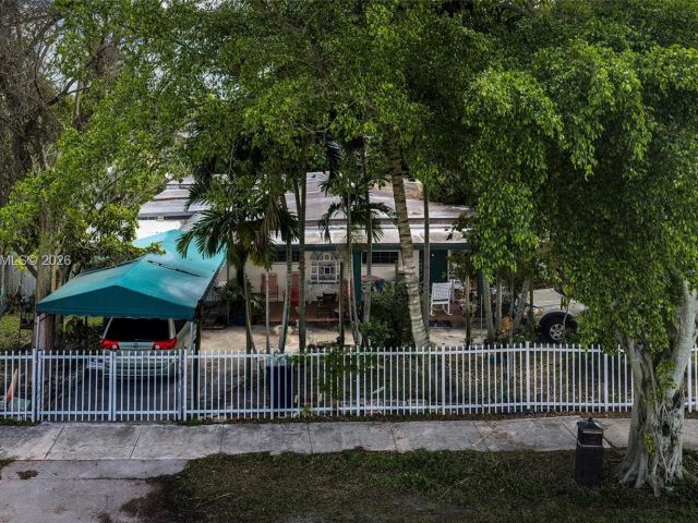 Продажа дома по адресу 4661 SW 101st Ave - фото 7515975