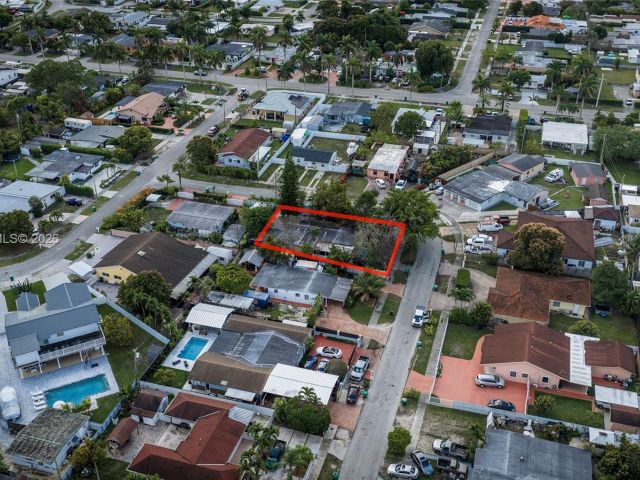 Продажа дома по адресу 4661 SW 101st Ave - фото 7515979