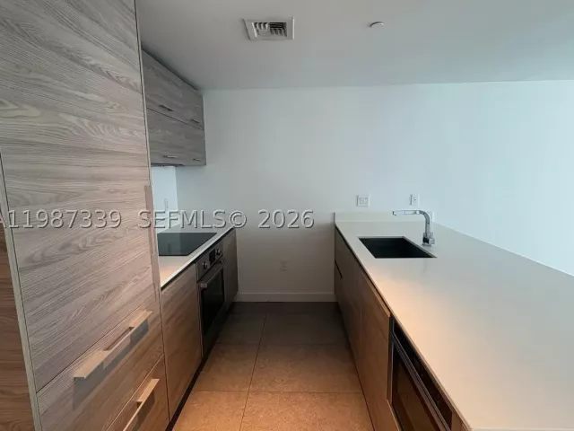 Квартира в аренду номер2911 - фото 8871329