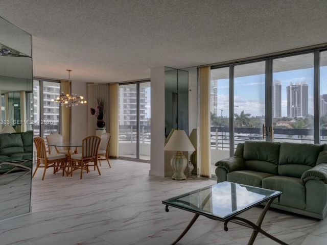 Продажа квартиры #613 - фото 7521773