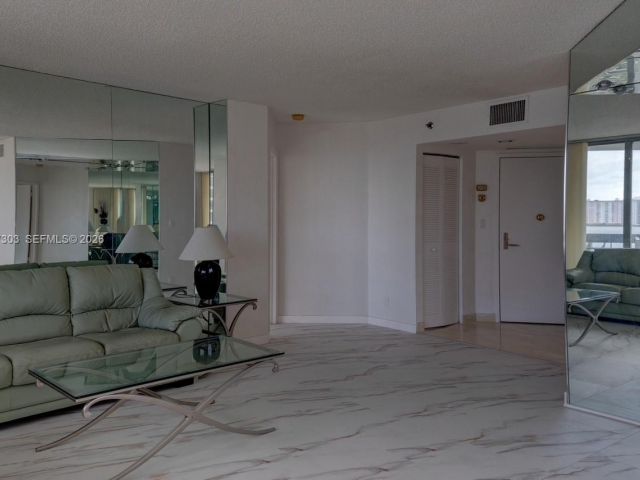 Продажа квартиры #613 - фото 7521777