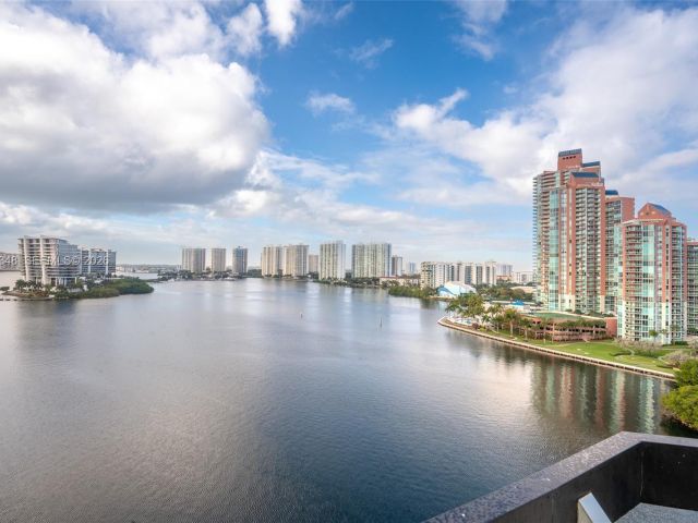 Квартира в аренду номер1401 - фото 7528544