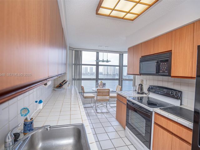 Квартира в аренду номер1401 - фото 7528557