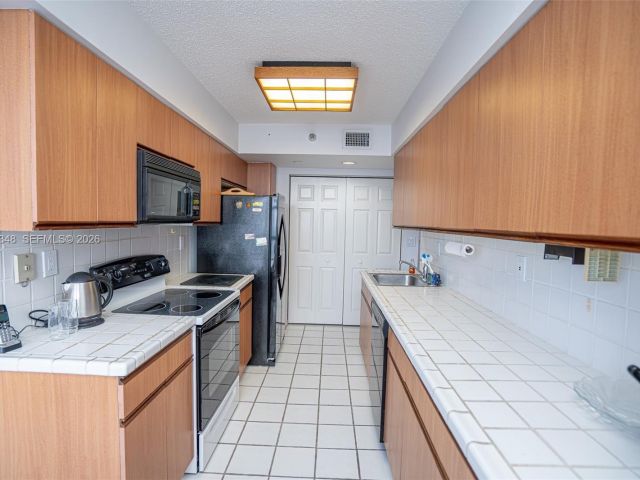 Квартира в аренду номер1401 - фото 7528559