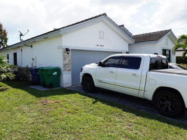 Продажа дома по адресу 16869 SW 109th Pl - фото 7519700