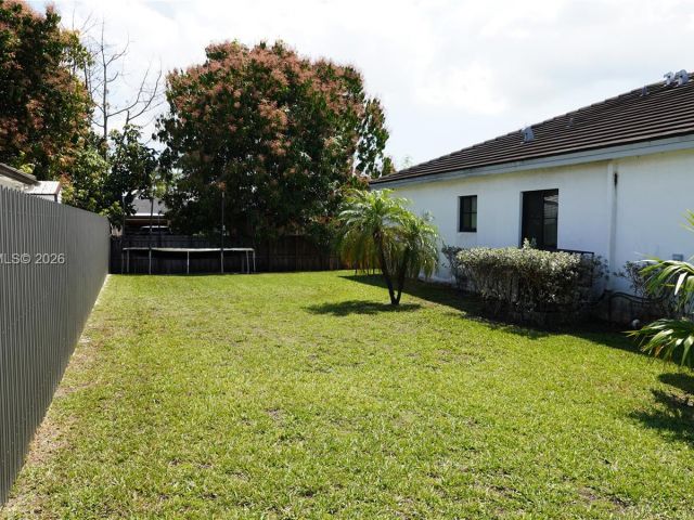 Продажа дома по адресу 16869 SW 109th Pl - фото 7519702