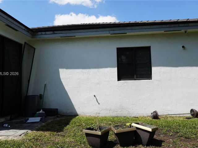 Продажа дома по адресу 16869 SW 109th Pl - фото 7519705