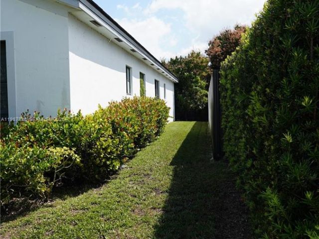 Продажа дома по адресу 16869 SW 109th Pl - фото 7519709