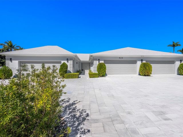 Дом в аренду по адресу 424 Alamanda Dr - фото 7521387