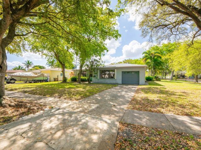 Продажа дома по адресу 5726 Madison St - фото 7535563