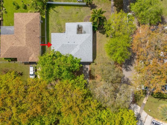 Продажа дома по адресу 5726 Madison St - фото 7535565