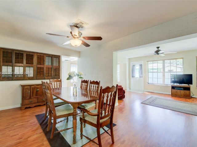 Продажа дома по адресу 5726 Madison St - фото 7535573