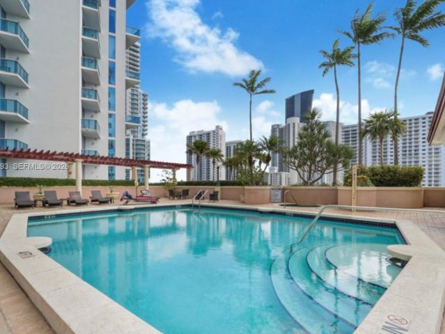 Квартира в аренду номер1205 - фото 7516407