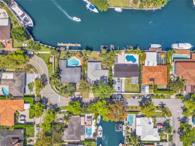 Продажа дома по адресу 1995 Ixora Rd - фото 7516181