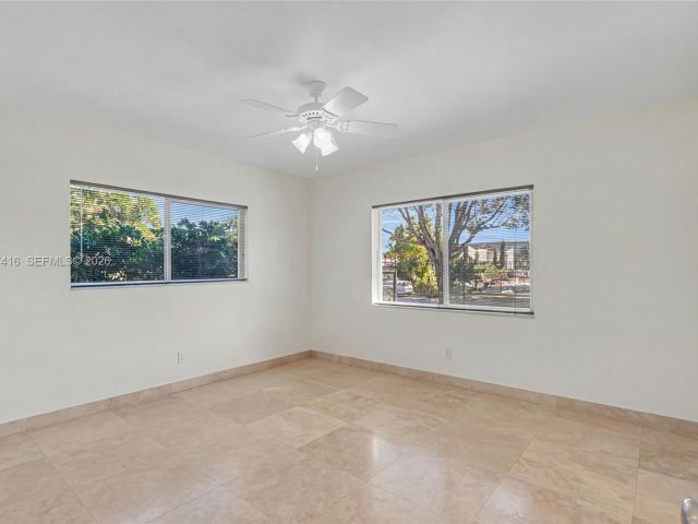 Продажа дома по адресу 1995 Ixora Rd - фото 7516192