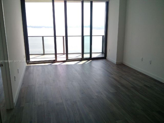 Квартира в аренду номер3705 - фото 7518870