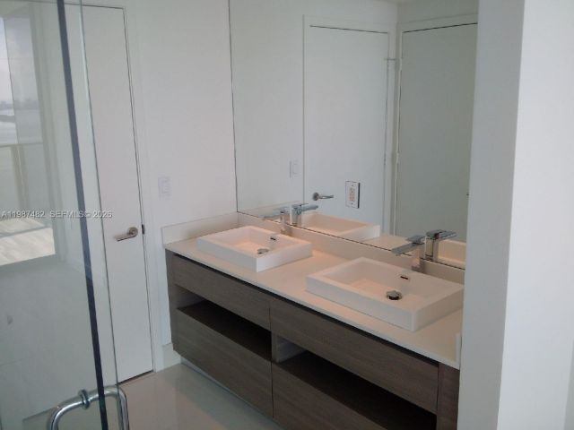 Квартира в аренду номер3705 - фото 7518874